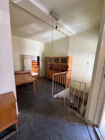 Casă individuală cu 5 camere cu Canalizare în Banu Mărăcine