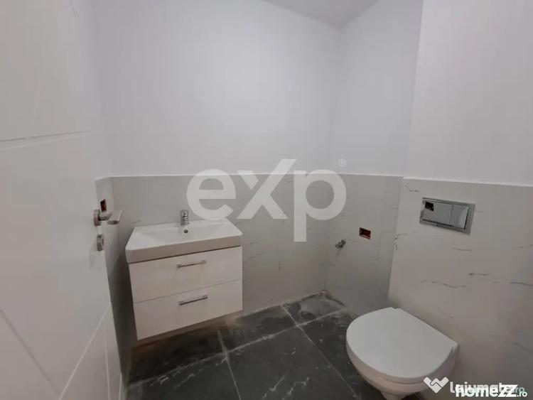 Apartament cu 3 camere decomandat în Trivale