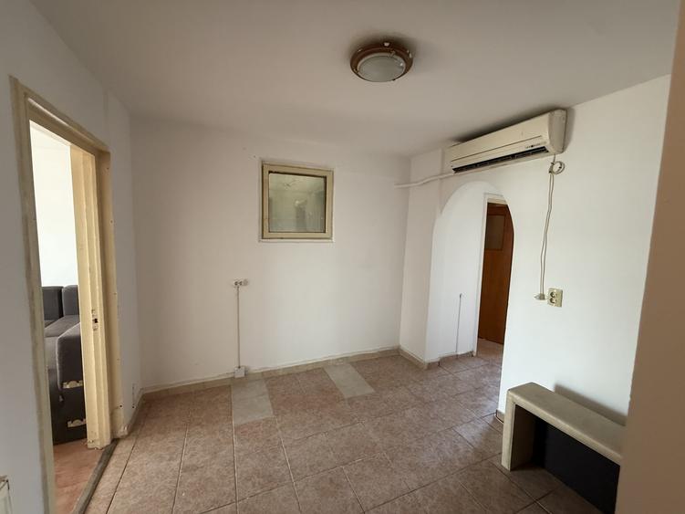 Apartament cu 2 camere decomandat în Gorjului