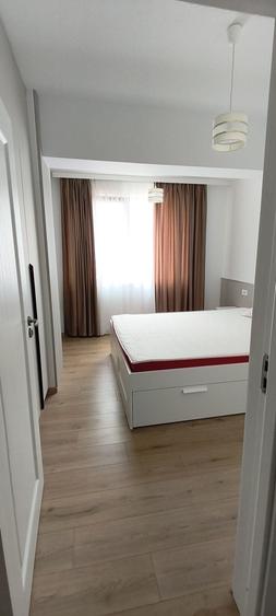 Inchiriez apartament 2 camere - 5