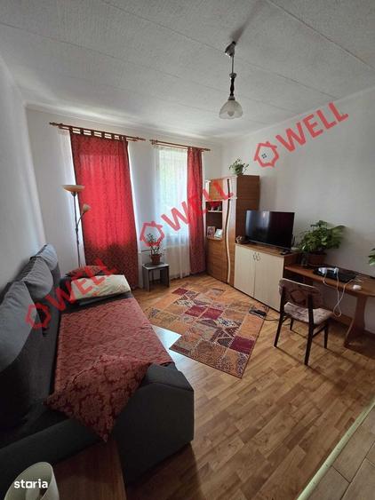 Casă cu 4 camere în Augustin