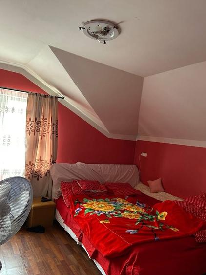 Casă cu 4 camere decomandat în Cantemir