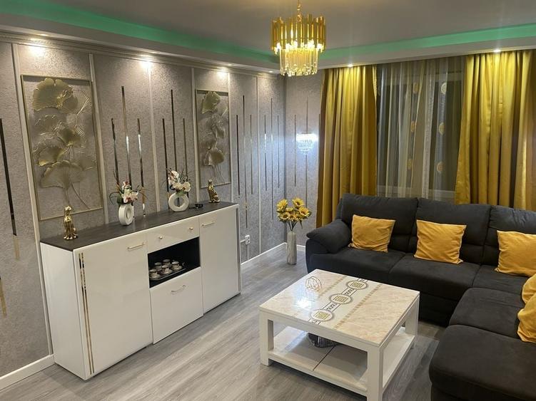 Apartament cu 3 camere decomandat în Central