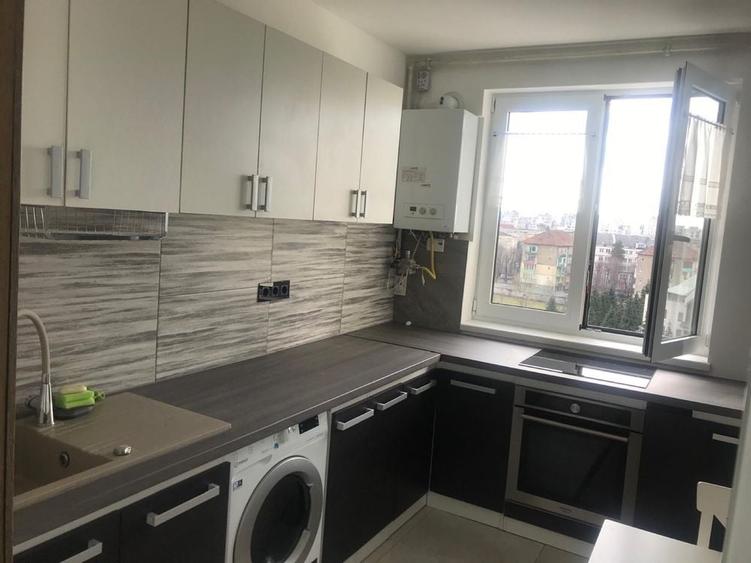 Apartament cu 2 camere decomandat în Ultracentral