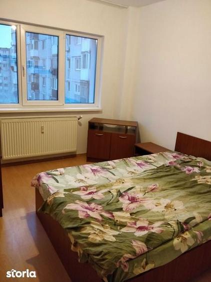 Apartament cu 4 camere semidecomandat în Militari