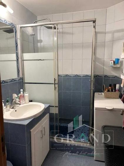 Garsonieră semidecomandată, mobilată în Mărăști