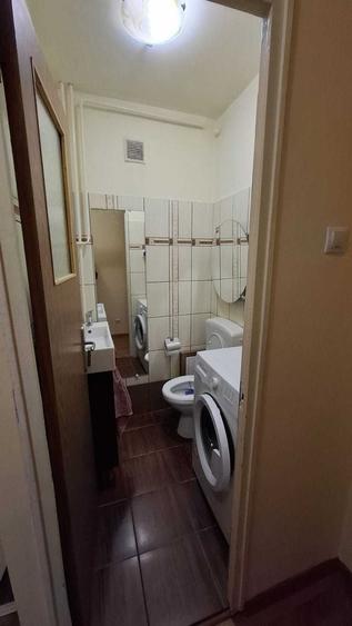 Apartament cu 3 camere decomandat, mobilat în Dristor