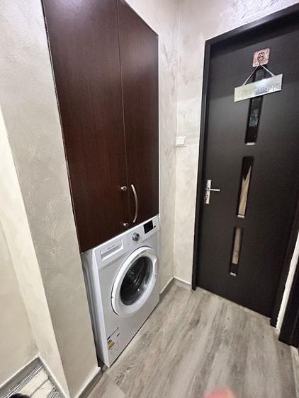 Apartament cu 2 camere decomandat în Micro 13