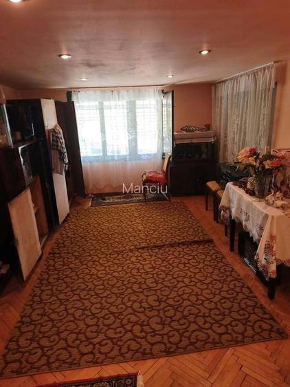 Apartament cu 2 camere decomandat în Exterior Vest
