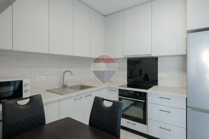 Apartament cu 2 camere decomandat în Central
