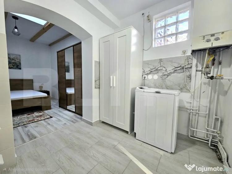 Casă cu 2 camere cu Teren 20 Mp în Central
