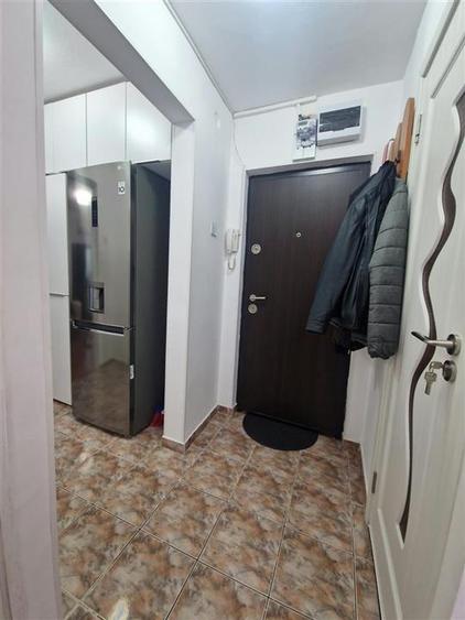 Apartament cu 2 camere decomandat, mobilat în Lujerului