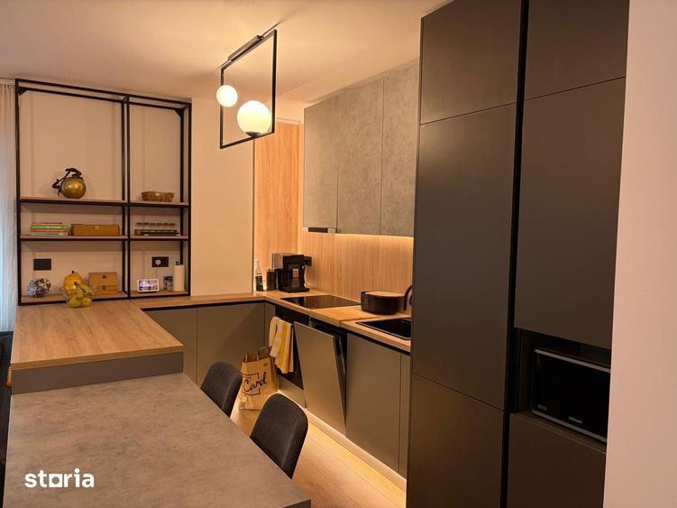 Apartament cu 3 camere semidecomandat în Dâmbul Rotund