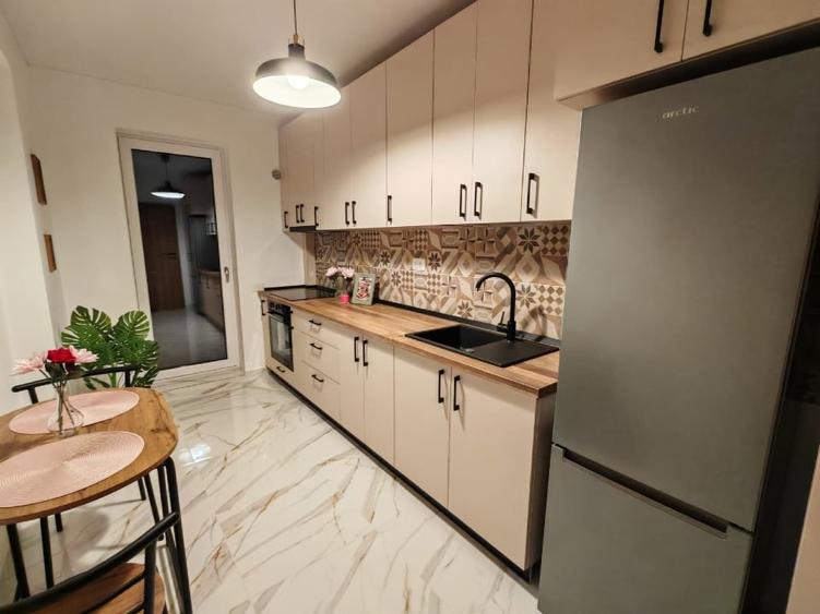 Apartament cu 2 camere decomandat, mobilat în Apărătorii Patriei