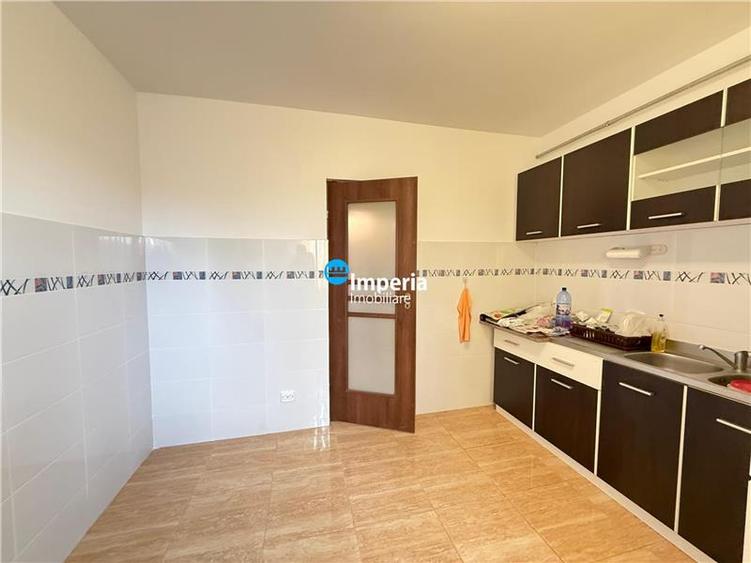 Apartament cu 2 camere decomandat în Aeroport