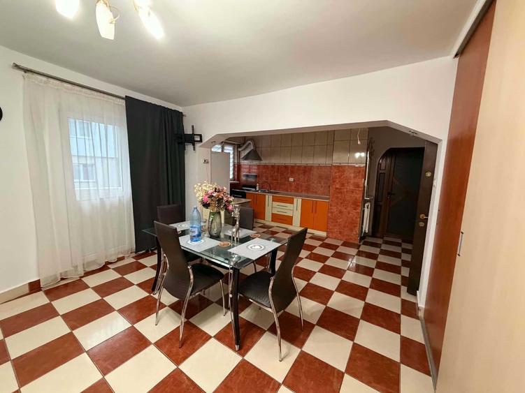 Apartament cu 3 camere decomandat în Nord