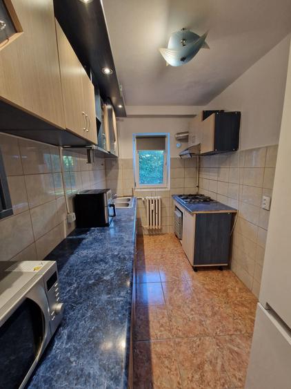 Apartament cu 3 camere semidecomandat în Miroslava