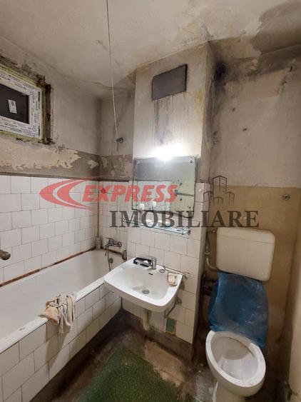 Apartament cu 2 camere decomandat în Dristor