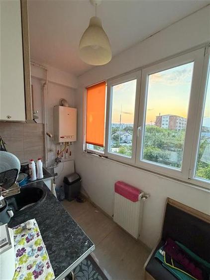 Vanzare apartament 2 camere Aparatori Patriei - 3