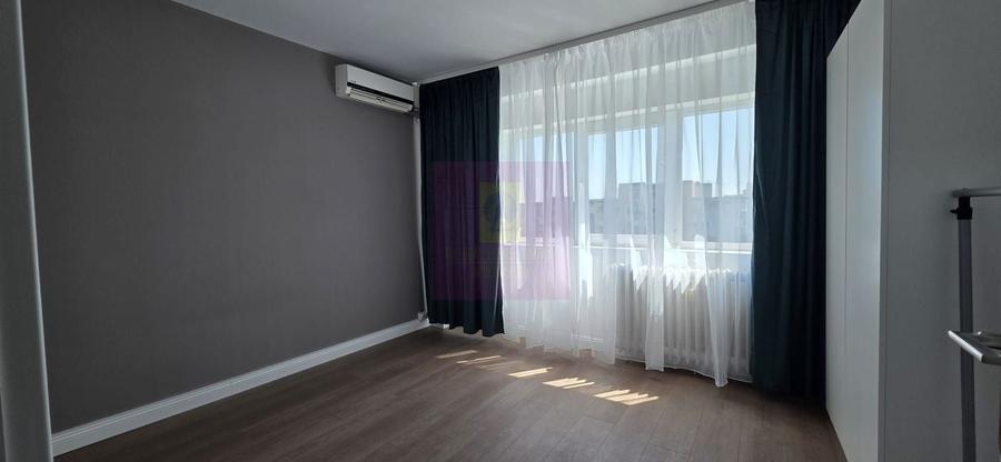 Apartament cu 2 camere decomandat în 13 Septembrie