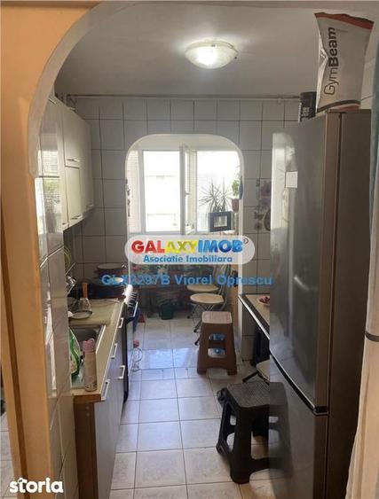 Apartament cu 3 camere decomandat, mobilat în Pantelimon