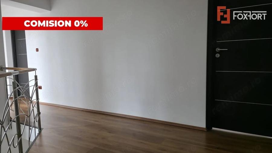 Casă cu 6 camere cu Teren 351 Mp în Central