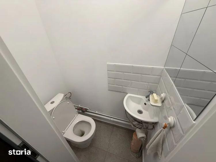 Apartament cu 3 camere semidecomandat, mobilat în Titan