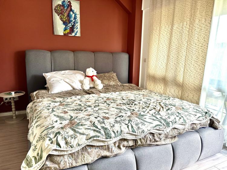 Apartament cu 3 camere semidecomandat, mobilat în Bucureștii Noi