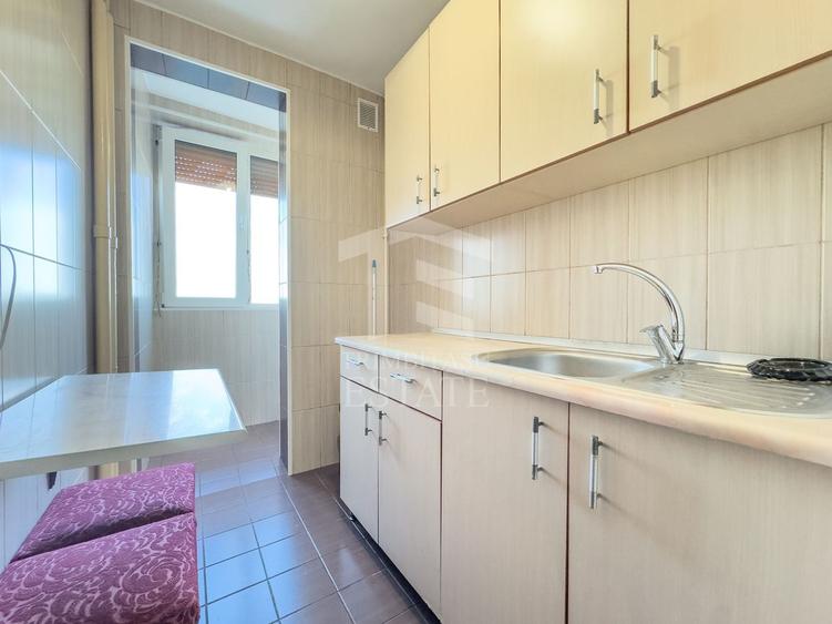 Apusului | Str Lacul Zanoaga | Pta Gorjului | Ghirlandei | 3 camere - 8