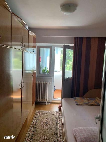 Apartament cu 4 camere în Brăilița