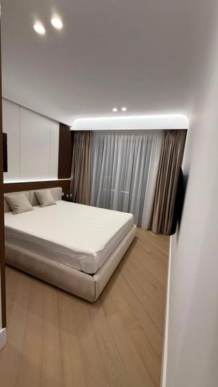 Apartament cu 3 camere decomandat, mobilat în Central