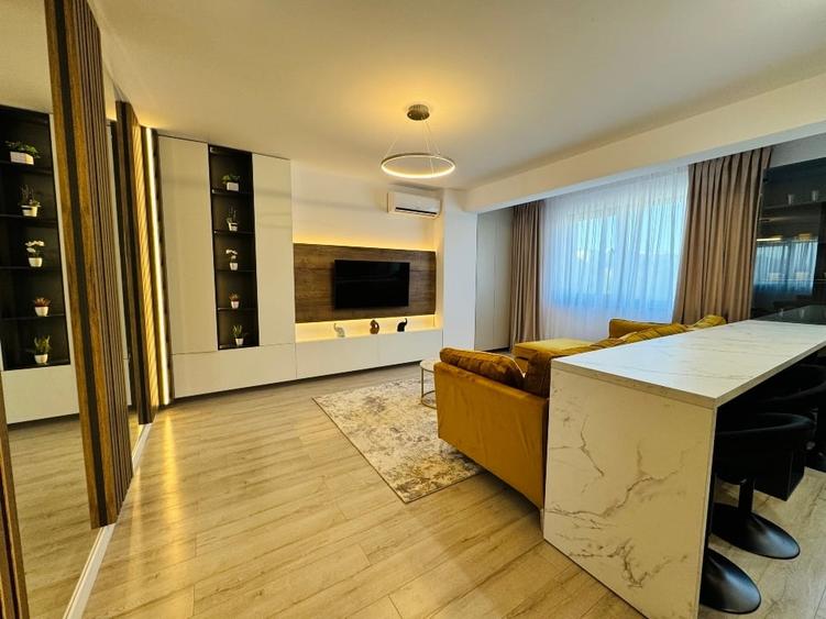 Apartament cu 2 camere decomandat, mobilat în Dacia