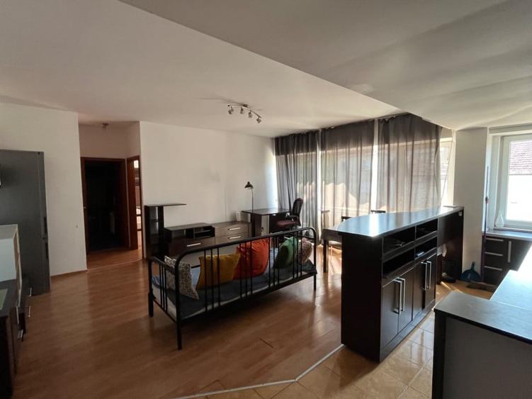 Inchiriez apartament 3 camere in zona centrala Cluj Napoca - 9
