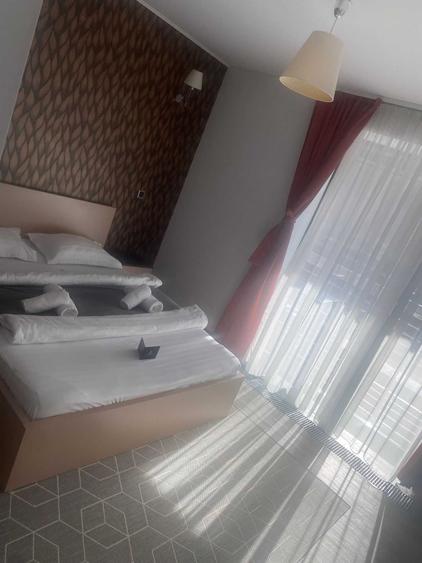 Apartament cu 4 camere decomandat în Poiana Brașov