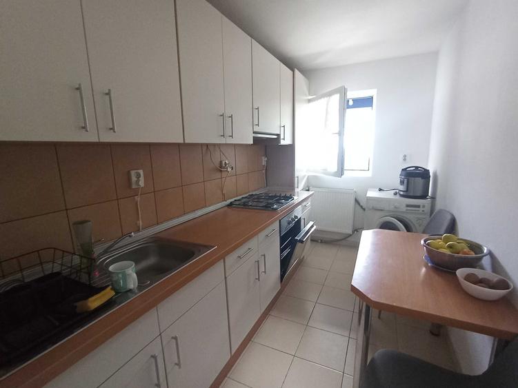 Garsonieră decomandată în Calea Turzii