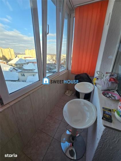 Apartament cu 3 camere decomandat în Central