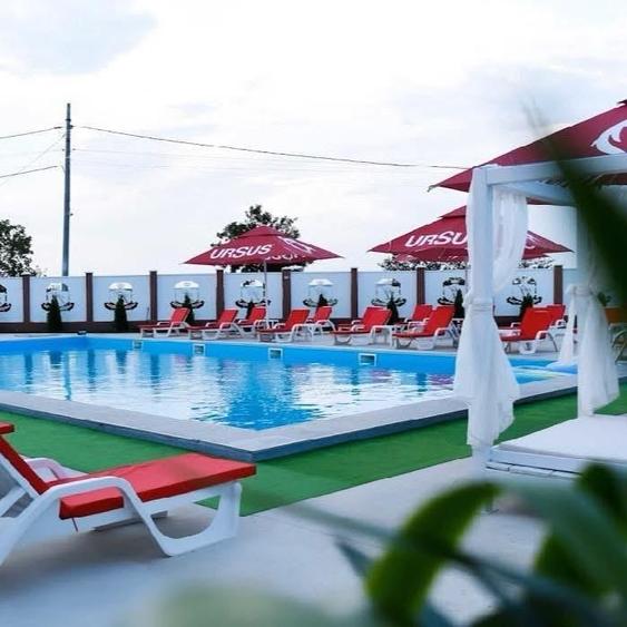 Spațiu comercial, de 917 mp, în Pechea