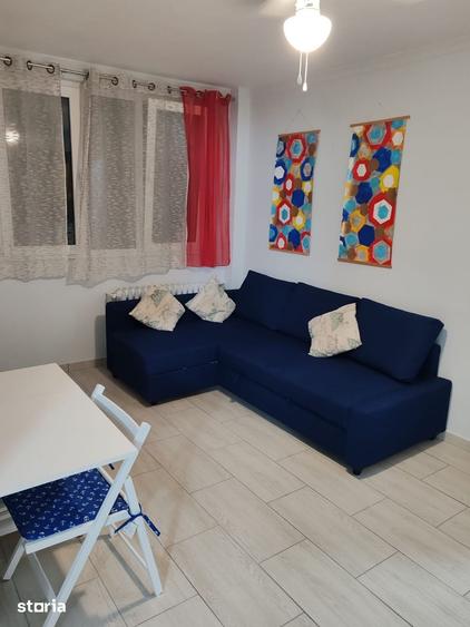 Apartament cu 2 camere semidecomandat în Obor