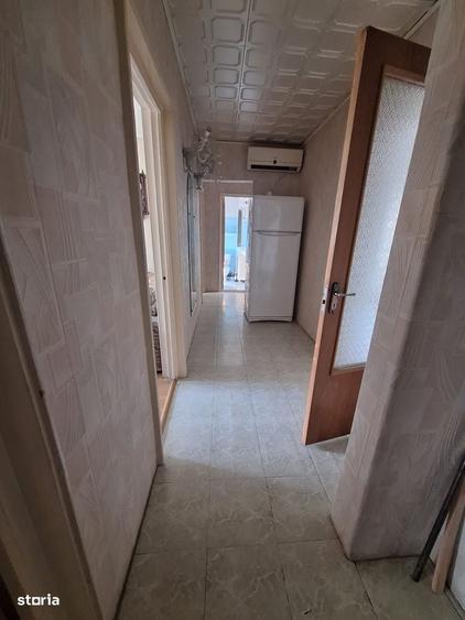Apartament cu 3 camere decomandat în Micro 39