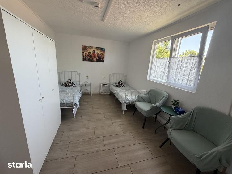 Casă cu 10 camere cu Teren 2150 Mp în Lenauheim
