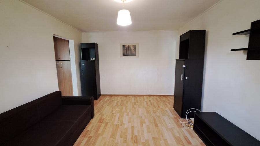 Apartament cu 2 camere semidecomandat în Brâncoveanu