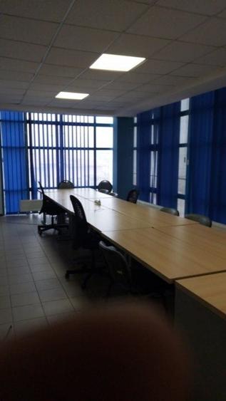 Spațiu comercial, de 831 mp, în Central