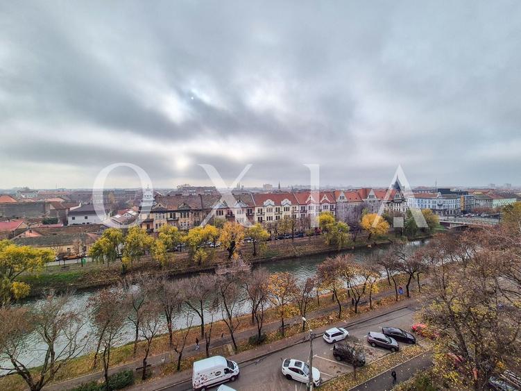 Apartament cu 3 camere semidecomandat, mobilat în Iosefin