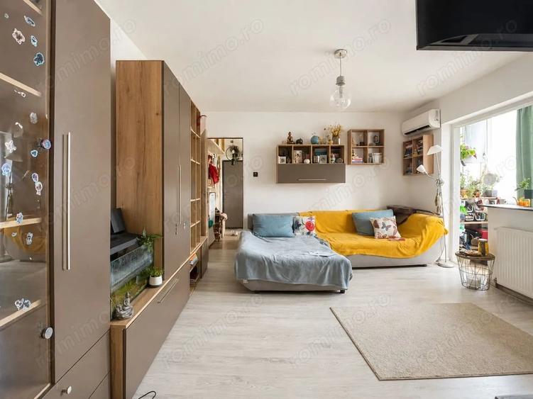 Apartament cu 2 camere semidecomandat în Șagului