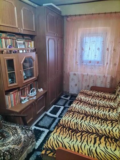 Casă cu 3 camere cu Teren 1000 Mp în Maglavit