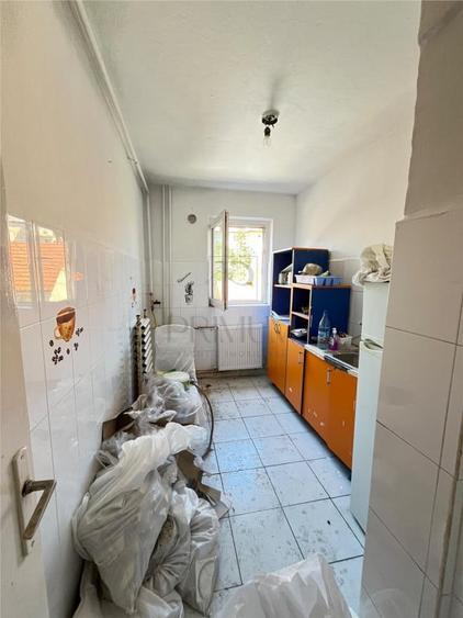 Sagului - 2 Camere - Etaj 1 - Decomandat - Partial renovat - - 6
