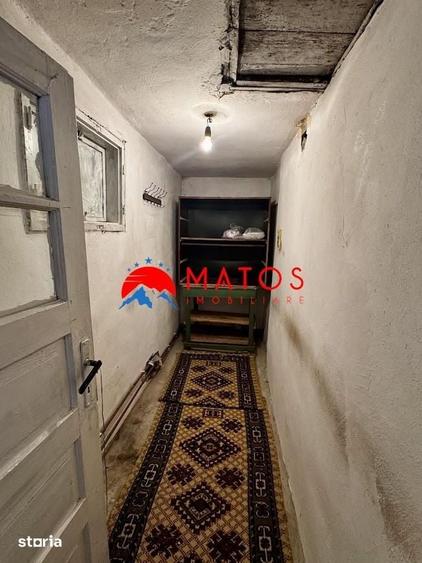 Casă cu 4 camere cu Teren 1387 Mp în Cornu