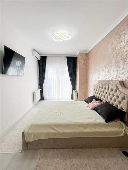 Apartament cu 3 camere decomandat în Nufărul
