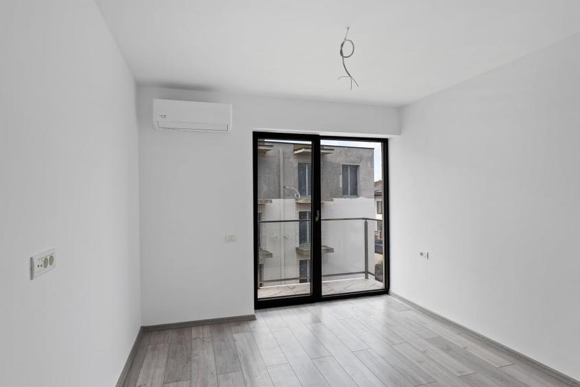 Apartament cu 3 camere decomandat în Ovidiu