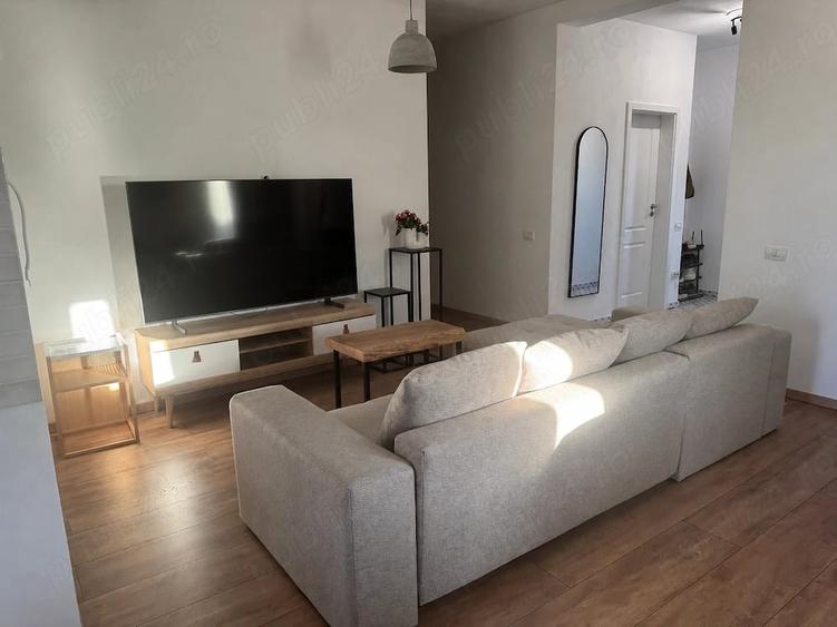 Casă cu Teren 335 Mp în Central